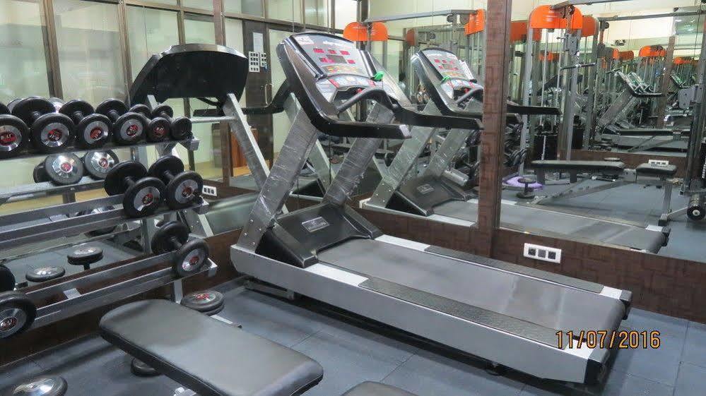죠티 드웰링 호텔 뭄바이 외부 사진